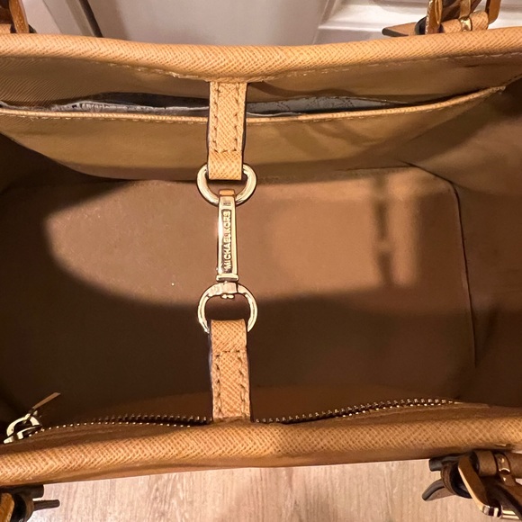 Michael Kors Women's Jet Set Travel Large Logo Tote Bag - Picture 3 of 6